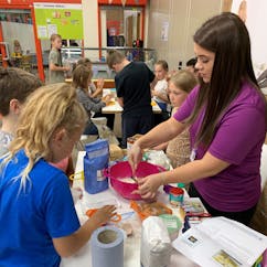 Children baking mbro1
