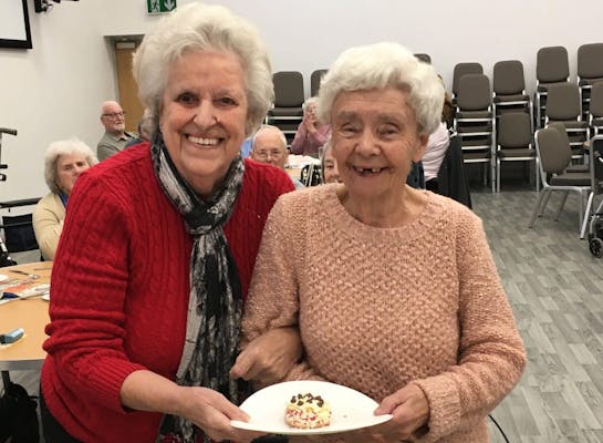 Cake decorating competition winners